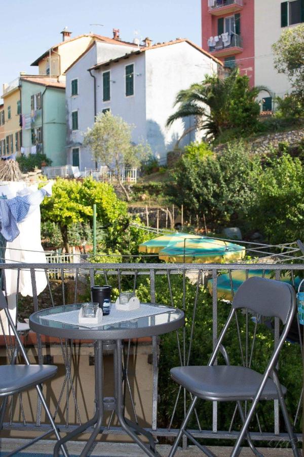 Carugio Del Fezzano Bed & Breakfast Fezzano  Exterior photo